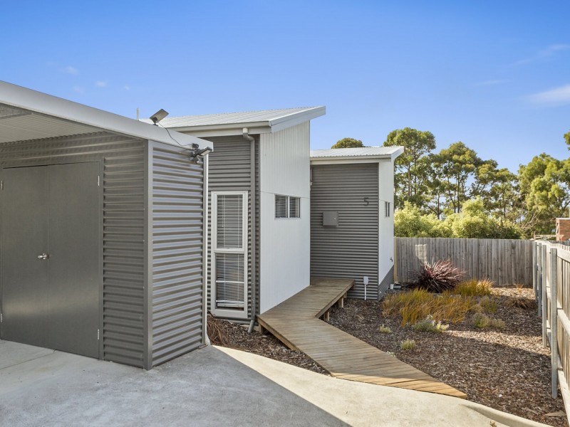 Unit 5/39 Staff Road, Electrona TAS 7054