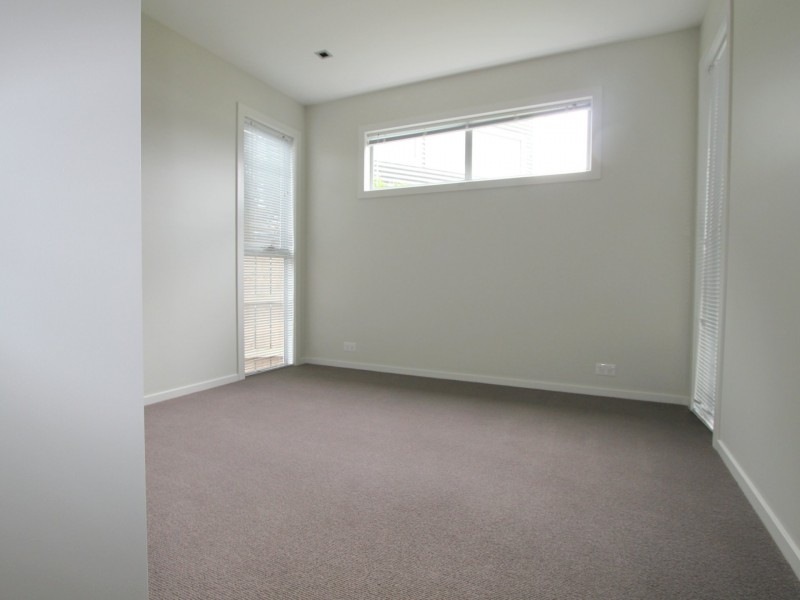 Unit 5/39 Staff Road, Electrona TAS 7054