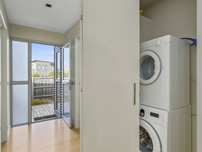 Unit 5/39 Staff Road, Electrona TAS 7054