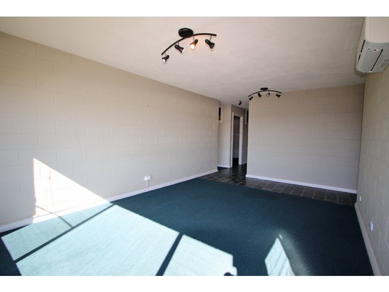 Unit 1/4 Capri Drive, Sandy Bay TAS 7005