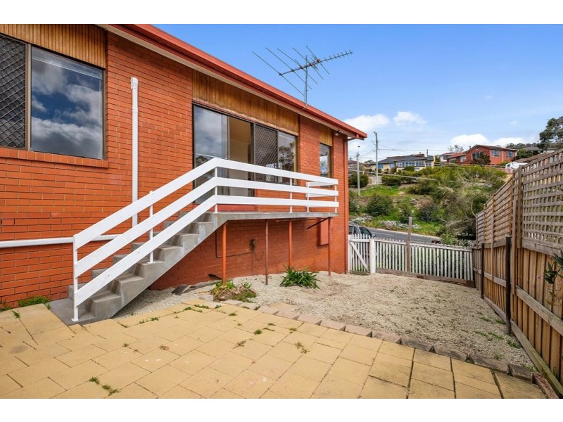 Unit 1/28 Mount Royal Road, Kingston Beach TAS 7050