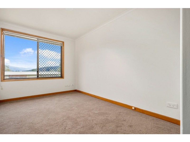 Unit 1/28 Mount Royal Road, Kingston Beach TAS 7050