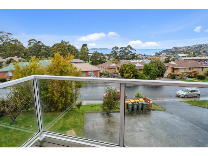 Unit 4, 14 Opal Drive, Blackmans Bay TAS 7052