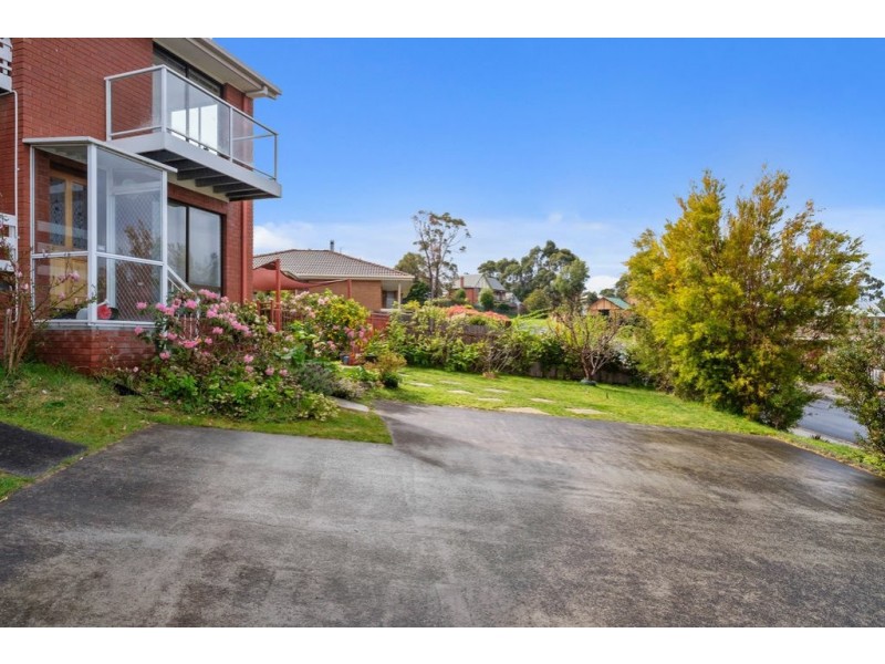 Unit 4, 14 Opal Drive, Blackmans Bay TAS 7052