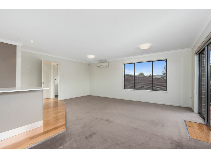 Unit 2, 8 Kiama Place, Blackmans Bay TAS 7052