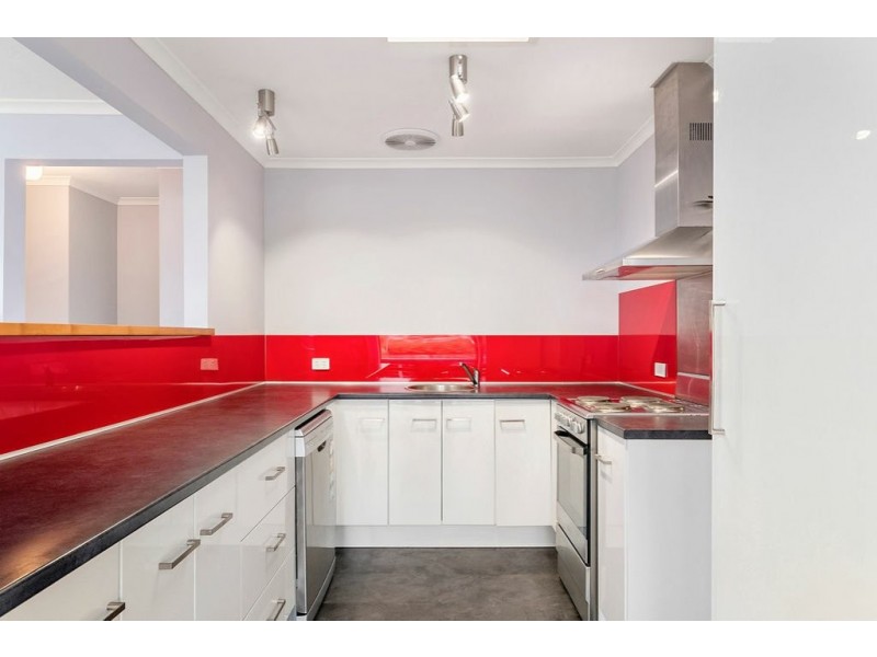 Unit 1, 4 The Summit, Blackmans Bay TAS 7052