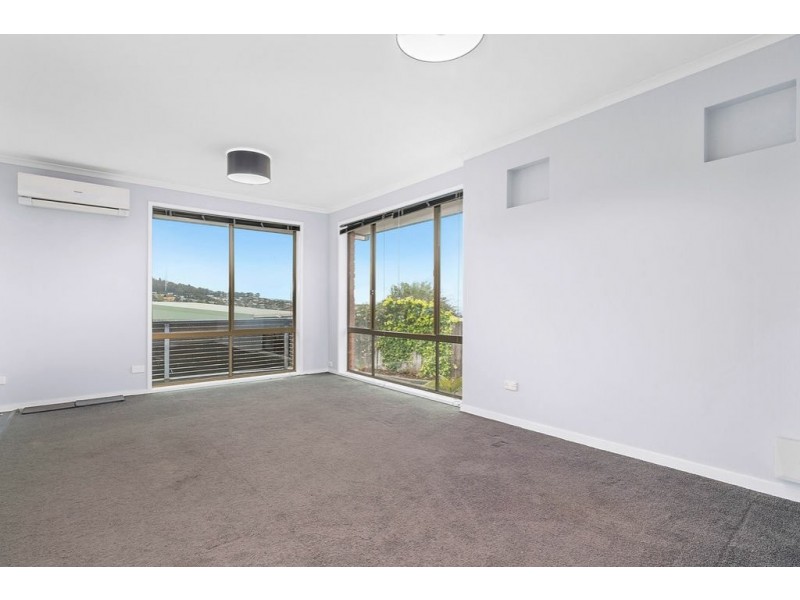 Unit 1, 4 The Summit, Blackmans Bay TAS 7052