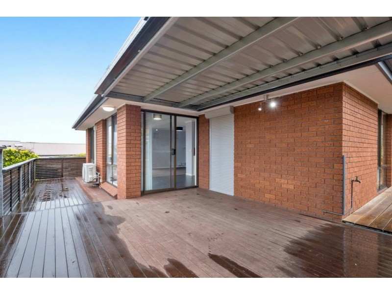 Unit 1, 4 The Summit, Blackmans Bay TAS 7052