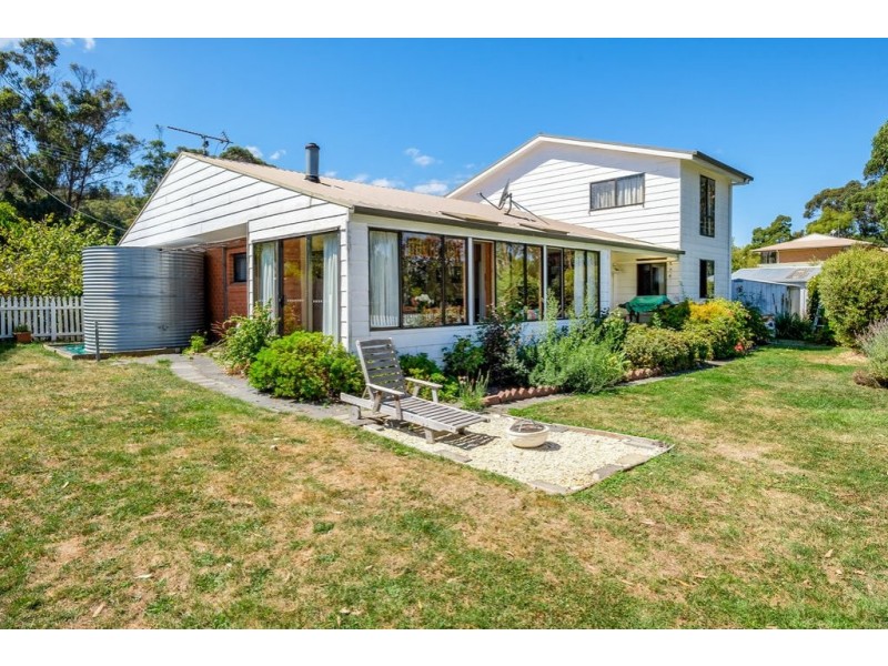 6-8 Challis Crescent, Deep Bay TAS 7112