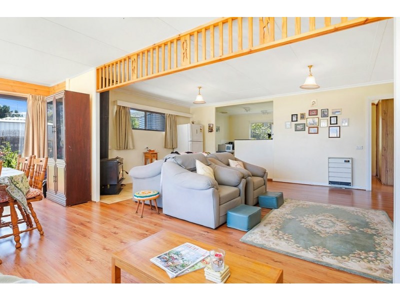 6-8 Challis Crescent, Deep Bay TAS 7112