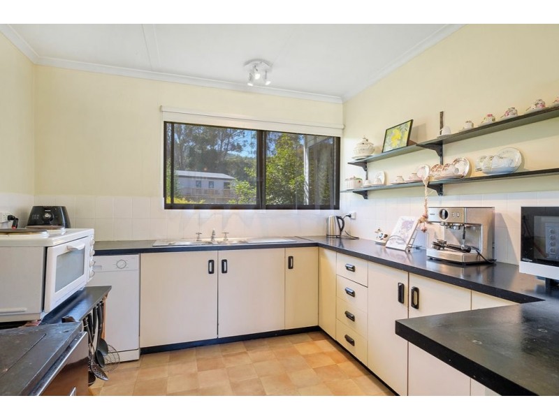 6-8 Challis Crescent, Deep Bay TAS 7112