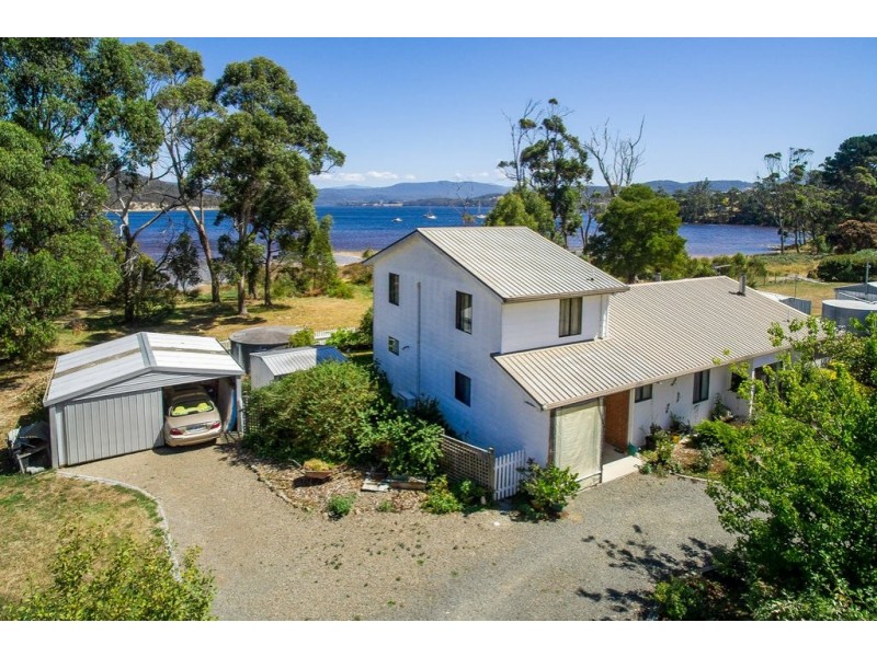 6-8 Challis Crescent, Deep Bay TAS 7112