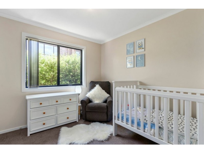 1/211 Roslyn Avenue, Blackmans Bay TAS 7052