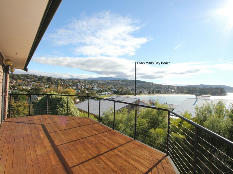 3 Flowerpot Crescent, Blackmans Bay TAS 7052
