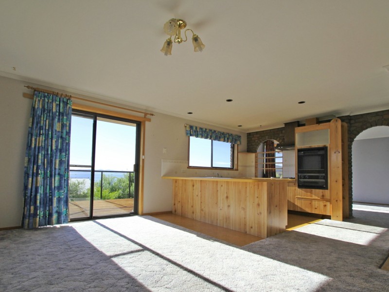 3 Flowerpot Crescent, Blackmans Bay TAS 7052