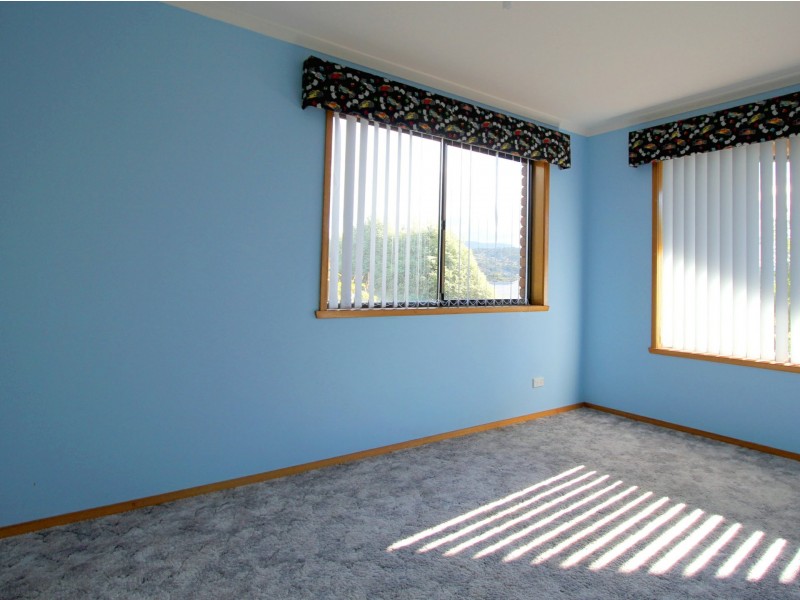 3 Flowerpot Crescent, Blackmans Bay TAS 7052