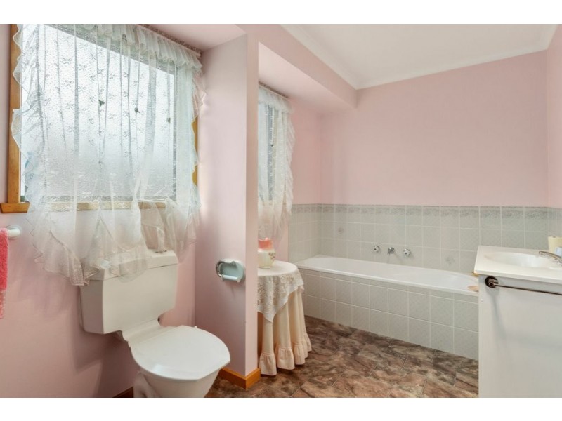 87 Beach Road, Margate TAS 7054