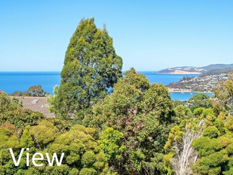 45 Tingira Road, Blackmans Bay TAS 7052