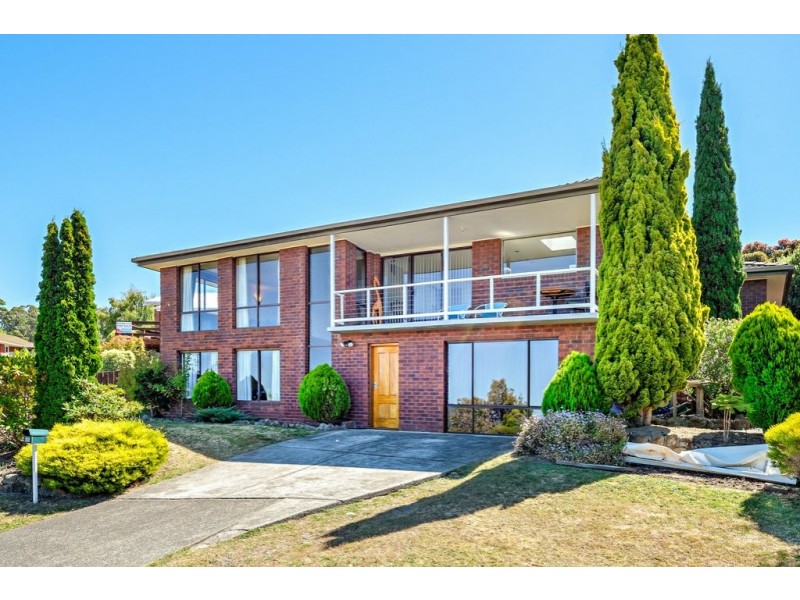 45 Tingira Road, Blackmans Bay TAS 7052