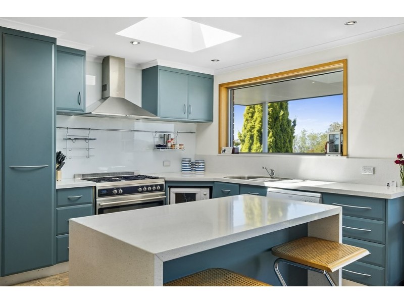 45 Tingira Road, Blackmans Bay TAS 7052