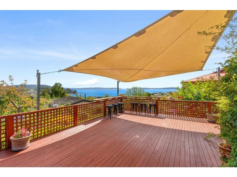 3 Clearwater Court, Blackmans Bay TAS 7052