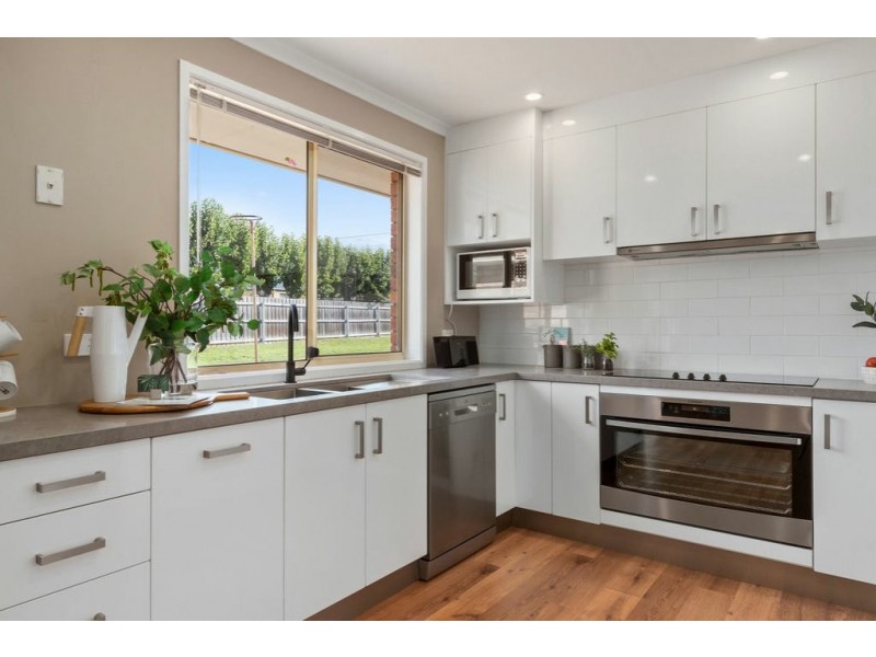 6 Discovery Place, Margate TAS 7054