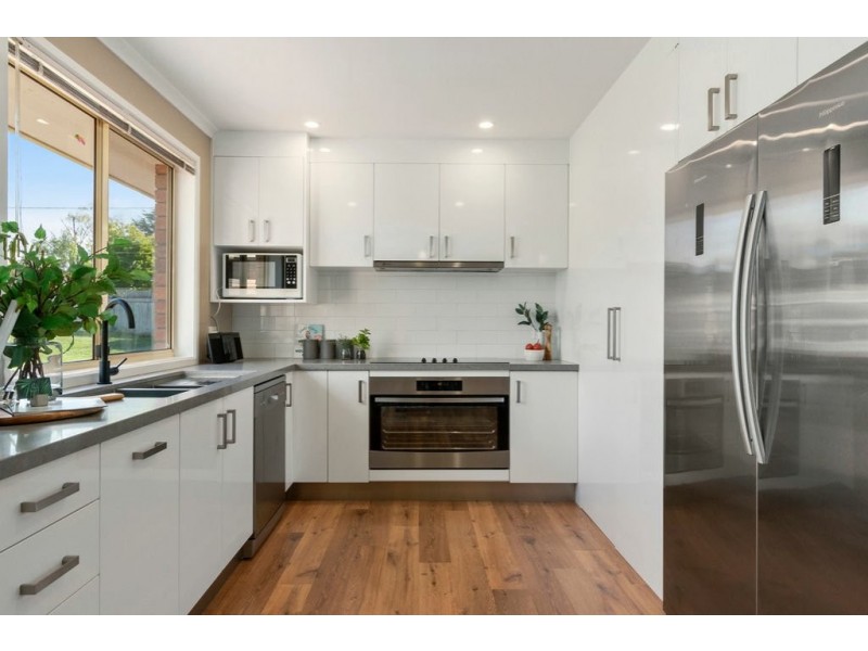 6 Discovery Place, Margate TAS 7054