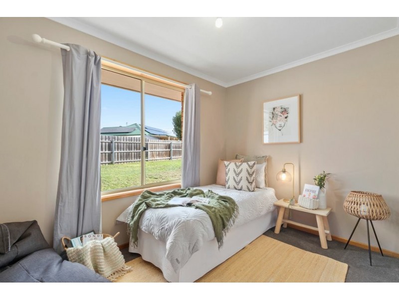6 Discovery Place, Margate TAS 7054
