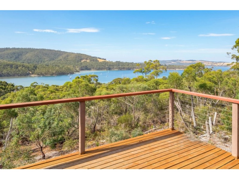 31 Warremar Way, Oyster Cove TAS 7150