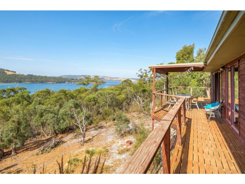 31 Warremar Way, Oyster Cove TAS 7150