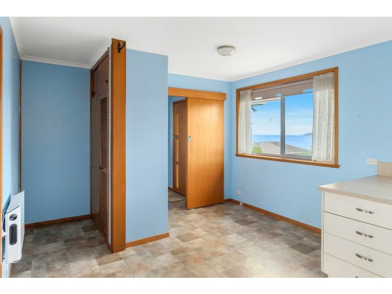 12 Hiern Road, Blackmans Bay TAS 7052