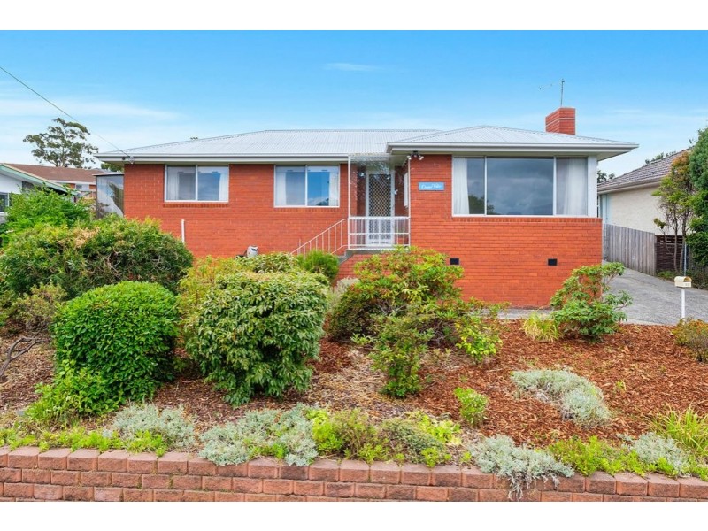 12 Hiern Road, Blackmans Bay TAS 7052