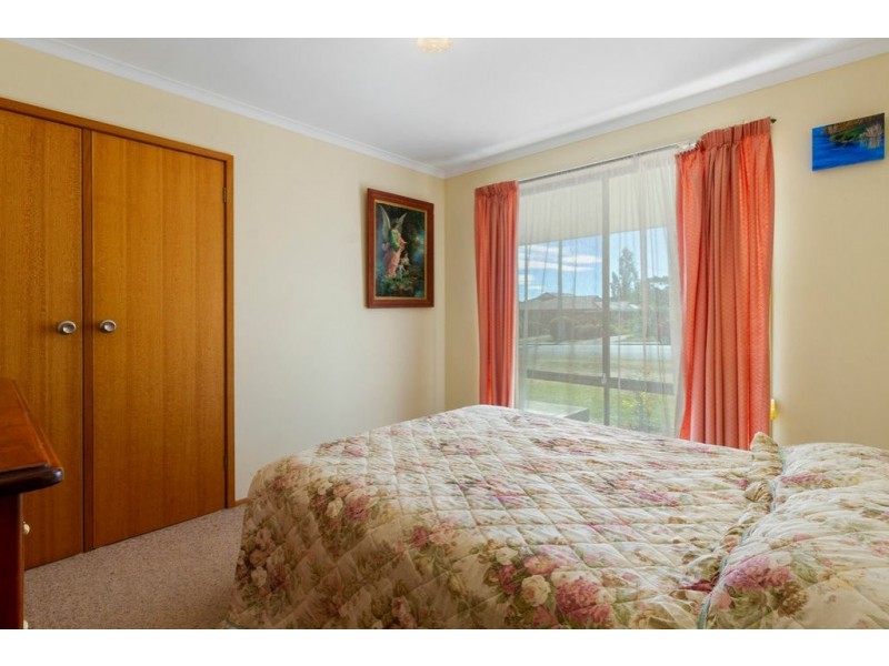 1 Cedar Court, Kingston TAS 7050