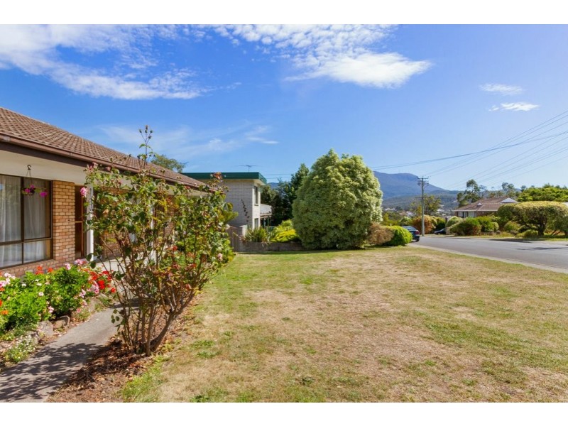 1 Cedar Court, Kingston TAS 7050