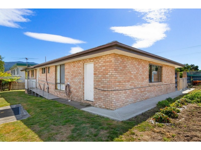 1 Cedar Court, Kingston TAS 7050