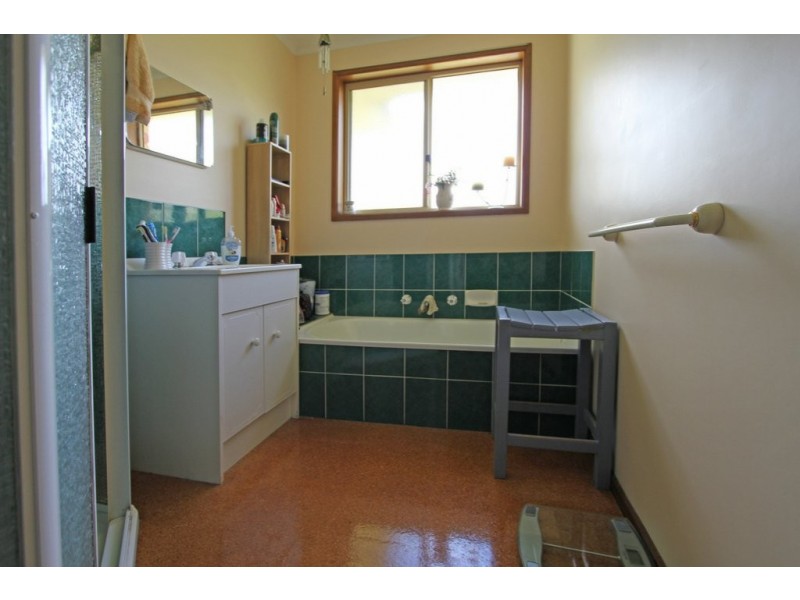 53 Ash Drive, Kingston TAS 7050