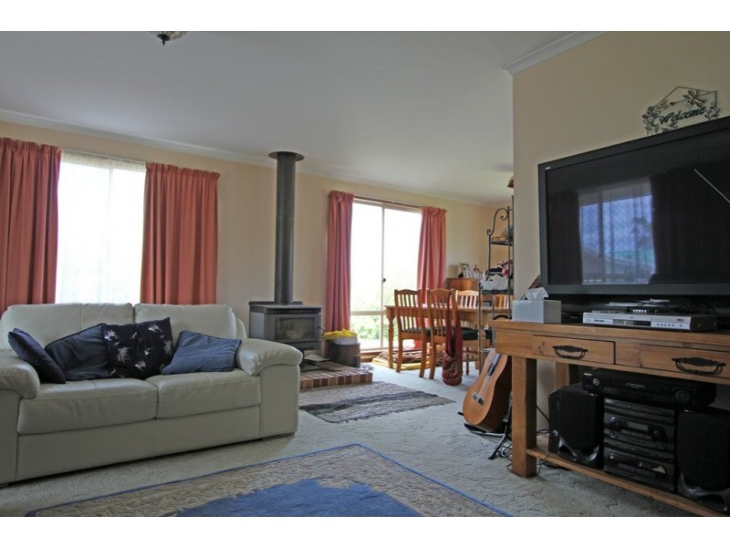 53 Ash Drive, Kingston TAS 7050