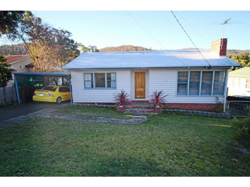 119 Flagstaff Gully Road, Lindisfarne TAS 7015