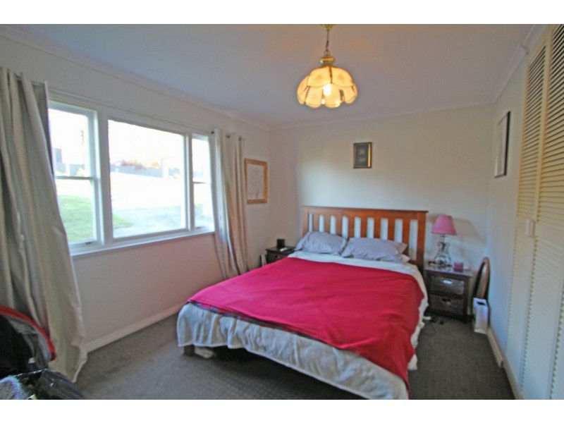119 Flagstaff Gully Road, Lindisfarne TAS 7015