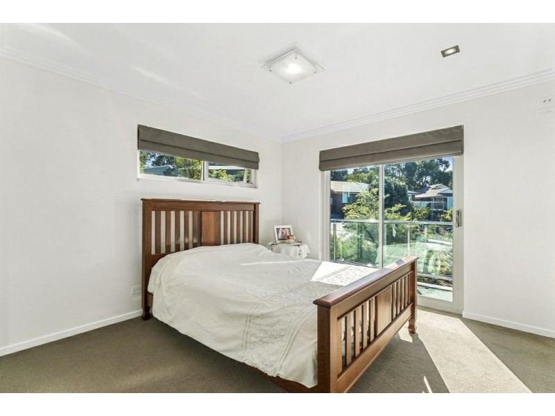 2/16-18 Sandra Drive, Blackmans Bay TAS 7052