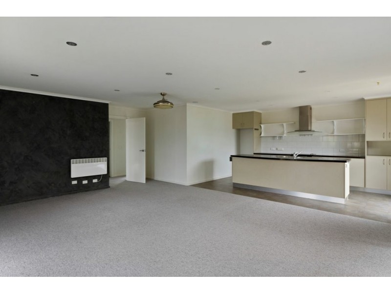 1/15 Bonsai Place, Margate TAS 7054