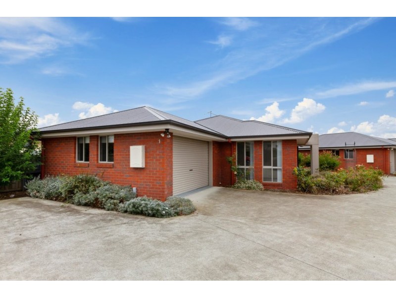 1/15 Bonsai Place, Margate TAS 7054