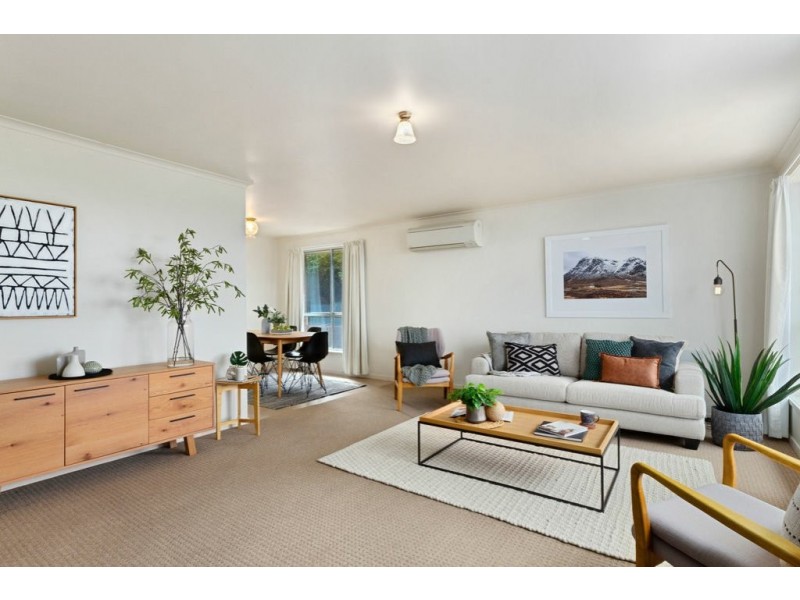 40 Tingira Road, Blackmans Bay TAS 7052