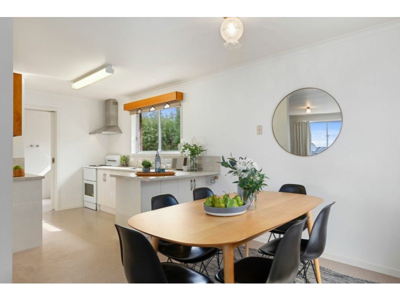 40 Tingira Road, Blackmans Bay TAS 7052