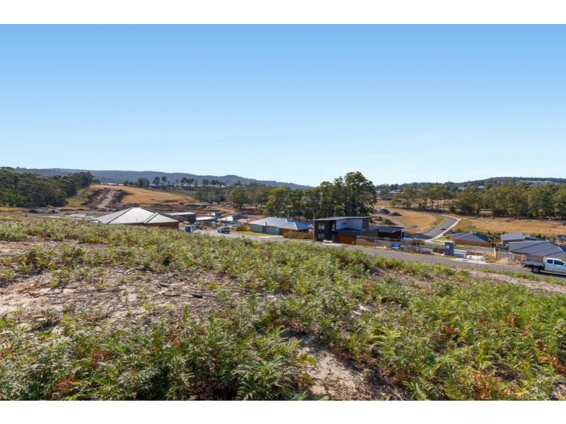 14 Reeves Crescent, Kingston TAS 7050