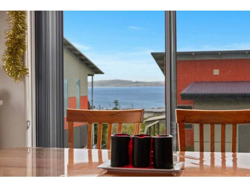 Unit 3/3 Hazell Street, Blackmans Bay TAS 7052