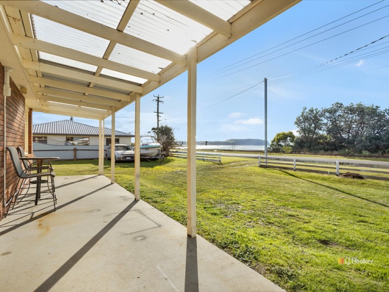 131 Old Bass Highway, Wynyard TAS 7325