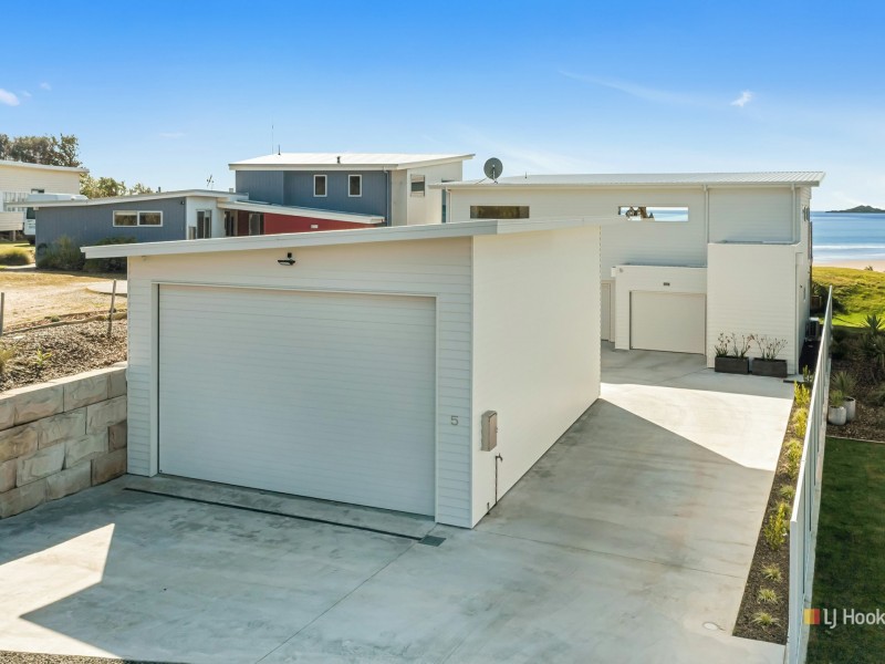 5 Irby Boulevard, Sisters Beach TAS 7321