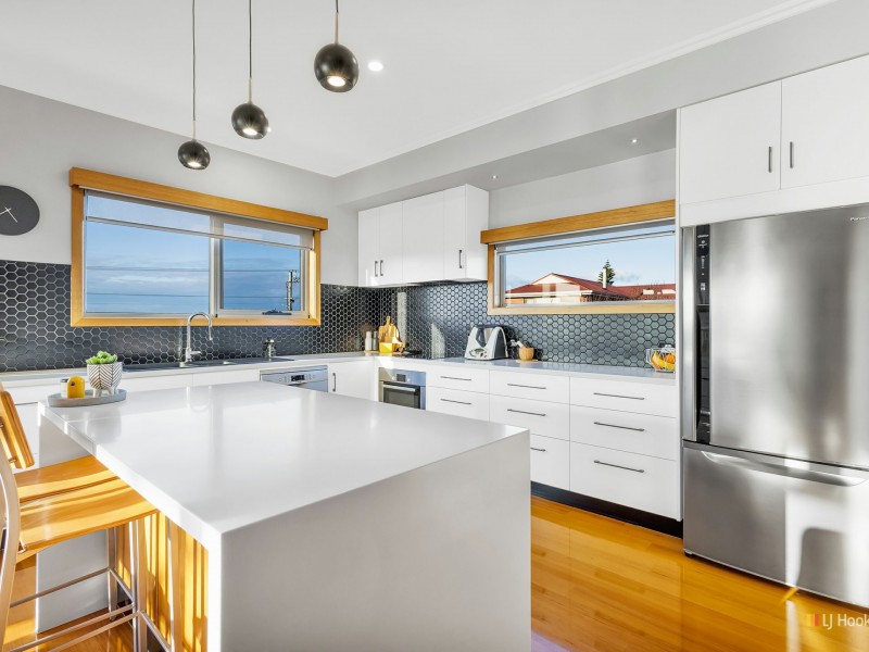 21 Bluewater Crescent, Wynyard TAS 7325
