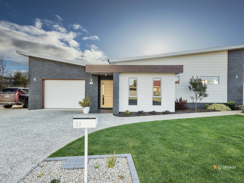21 Bluewater Crescent, Wynyard TAS 7325
